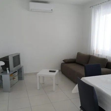 With A Parking Space - 12498 Appartamento Novi Vinodolski